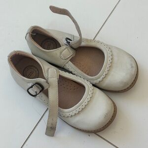 Whim + wander Classic cream  Kids Mary Jane Shoes 13